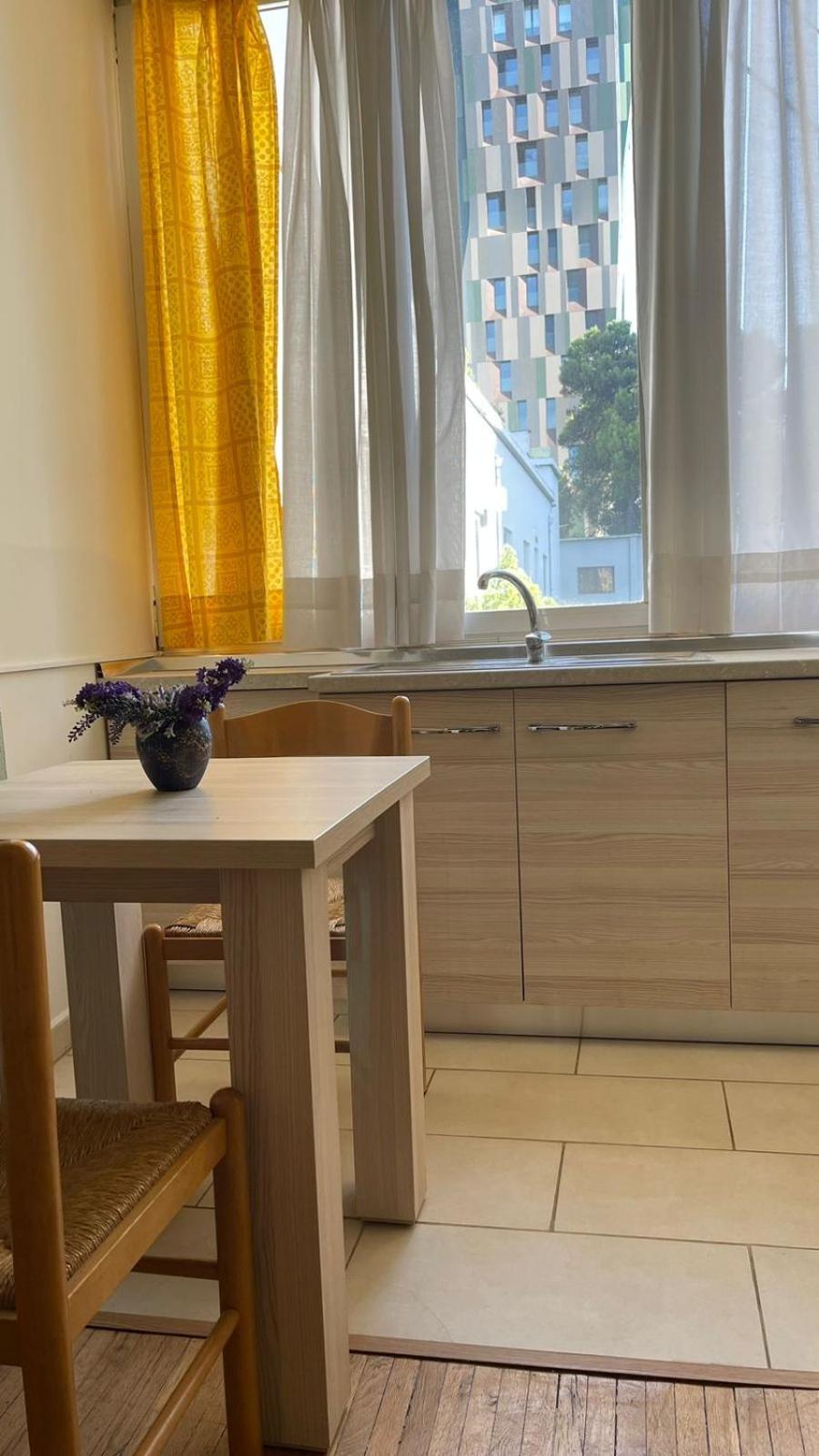 Vintage Apartment In Center Tirana Exterior photo