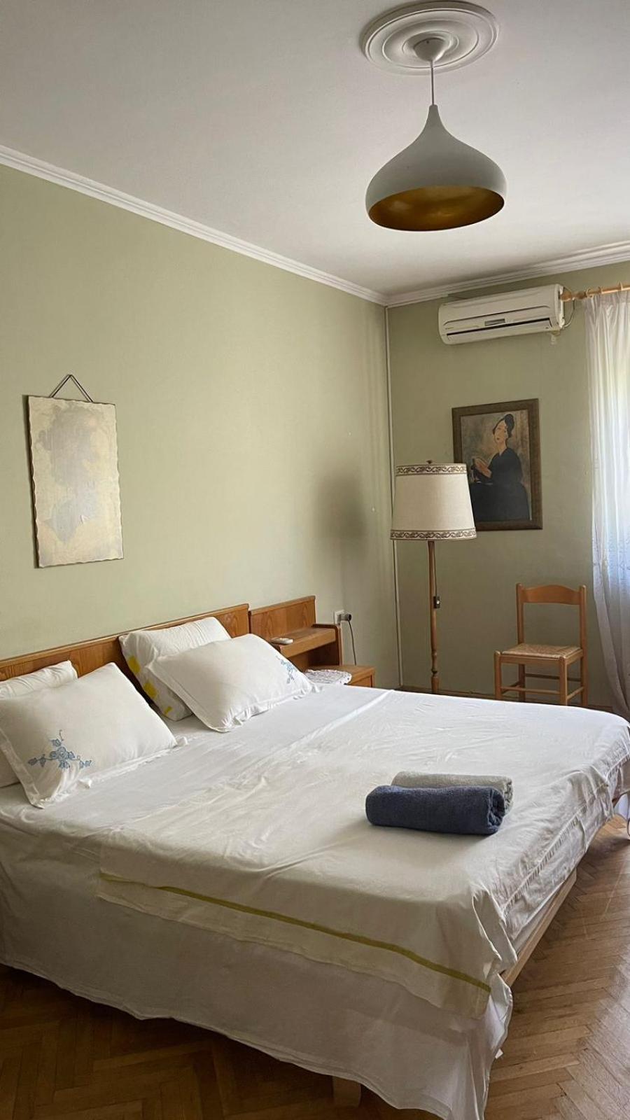 Vintage Apartment In Center Tirana Exterior photo
